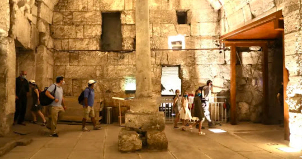 Abren al público en Israel nuevas secciones de uno de los edificios excavados en los túneles del Muro de las Lamentaciones